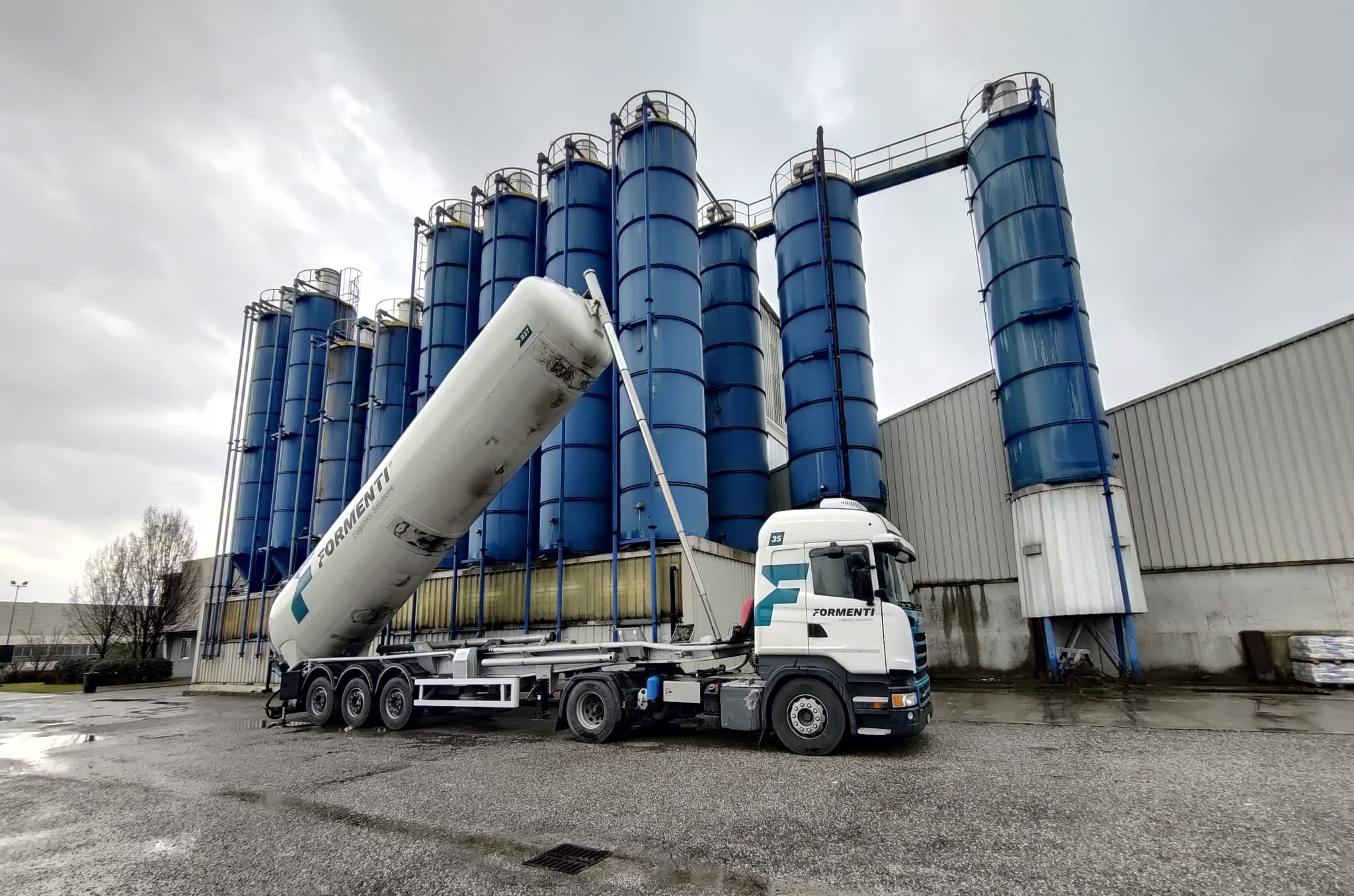 Rimorchi silo cisterne